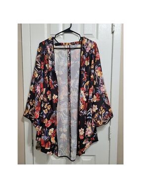 Whitney eve kimono‎